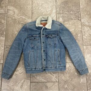 Levi’s‎ Men’s Sherpa Trucker Denim Jacket sz Small